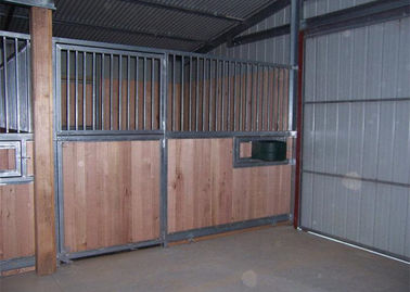 Separações estáveis do cavalo independente para celeiros de cavalo da casa pré-fabricada com alimentador do giro